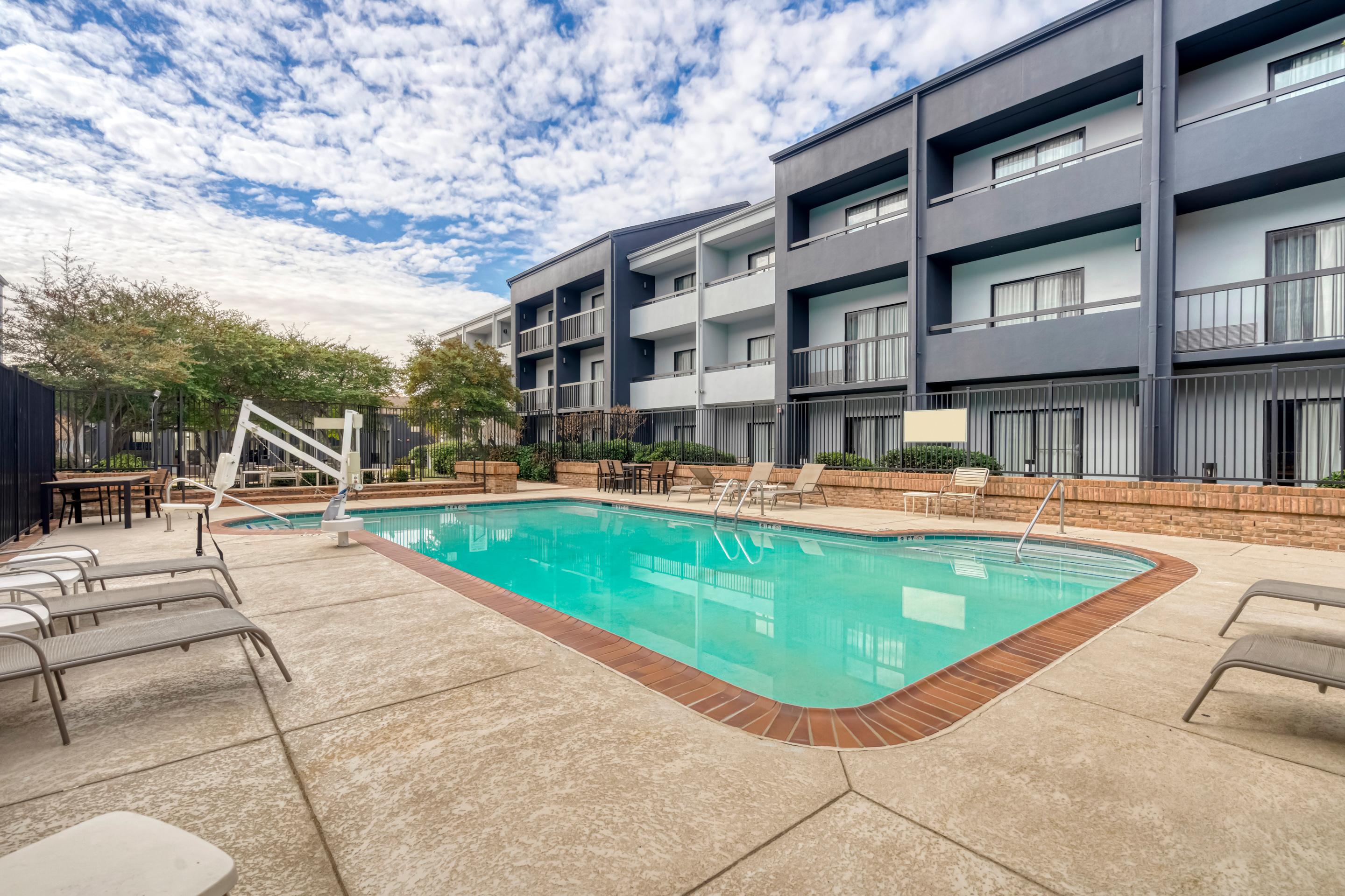 Country Inn & Suites By Radisson, Dallas-Love Field Exterior foto